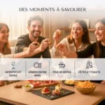 Groupe d'amis autour d'une table partageant des Pearls olive verte avec une planche d'apéritif