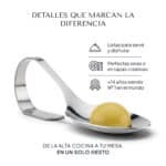 Cucharilla de servicio Pearls con una perla de oliva verde brillante
