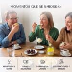 Tres amigos en la sobremesa con café y tartaletas de limón, probando Pearls de Limoncello