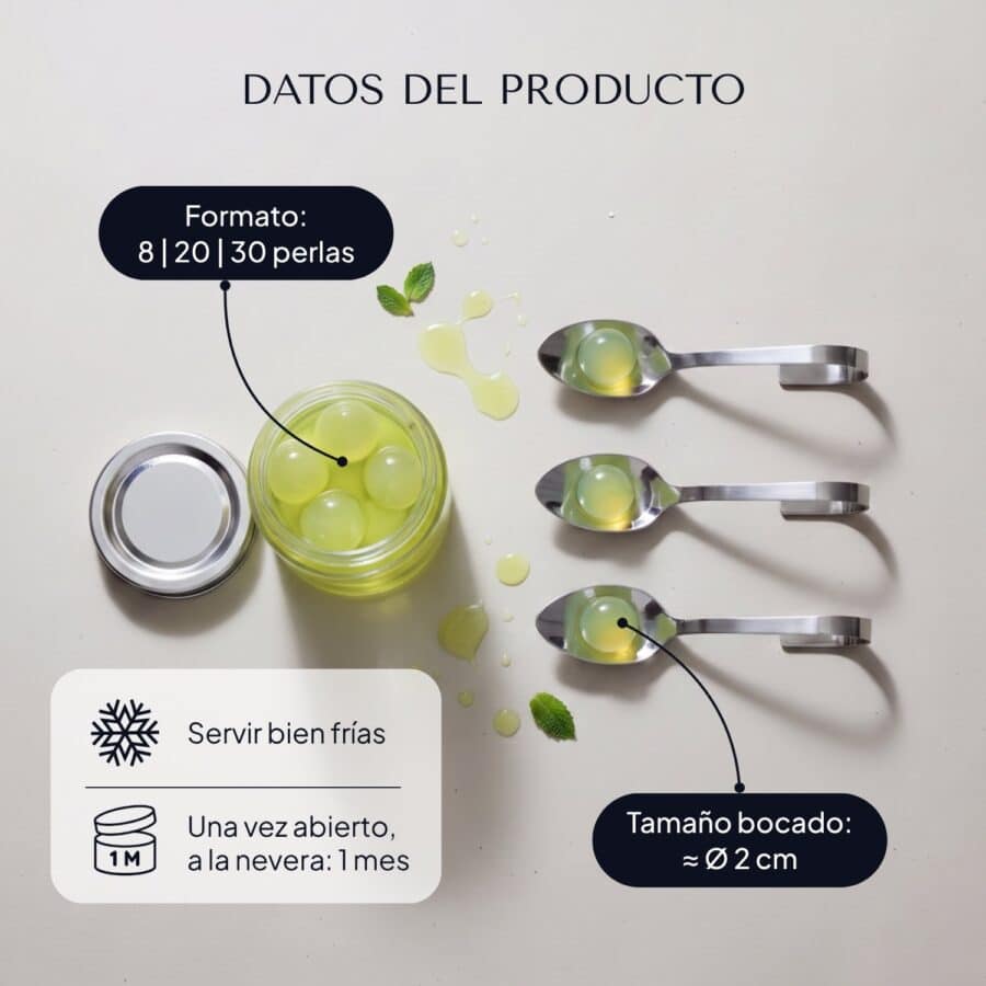 Frasco abierto de Pearls de Mojito visto desde arriba y tres cucharillas con una Pearl cada una