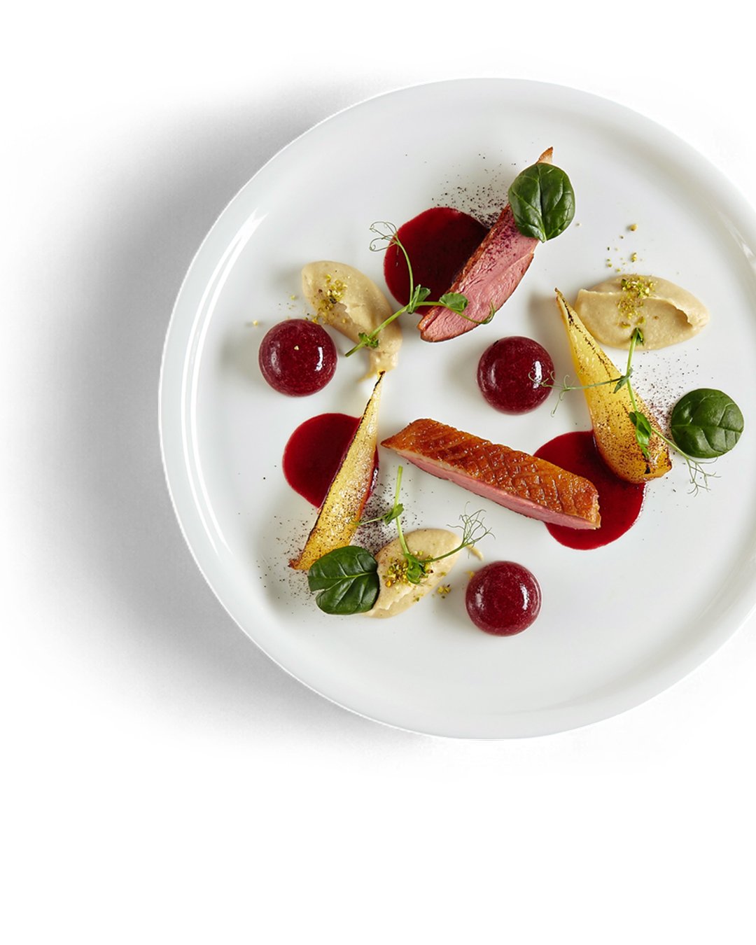 Plato gourmet emplatado con Pearls sin alcohol